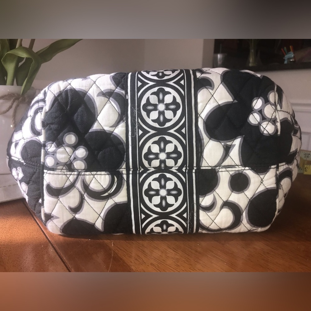 Vera Bradley satchel purse, pattern in Night & Day pattern - Picture 5 of 7